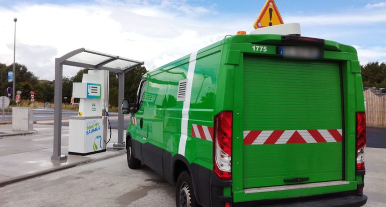 Waschfahrzeug-mit-geringem-CO2-Ausstoß-skaliert.jpg