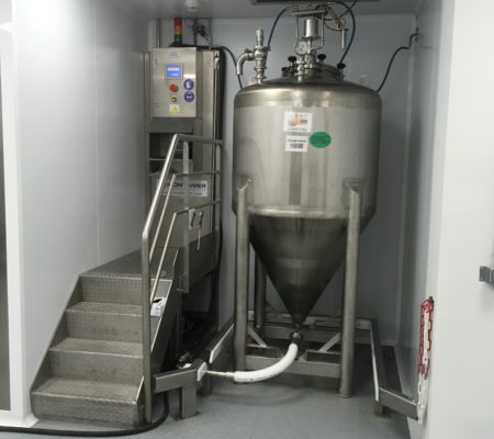 Tank in place in the washing box