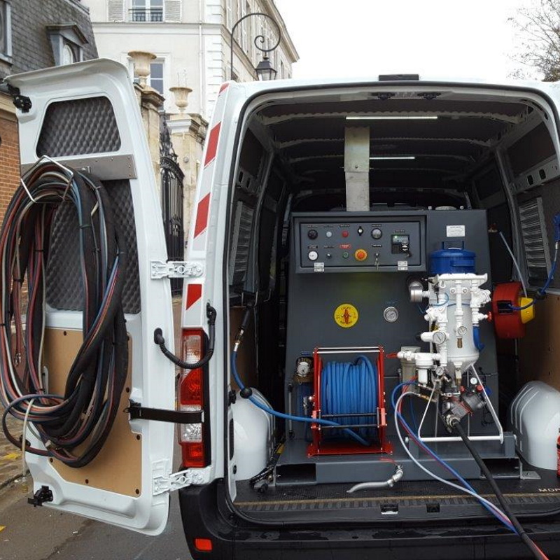 Hydrogommeur autonome haute pression diesel