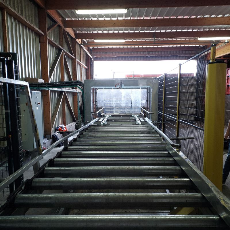 Pallet crate washer for agriculture