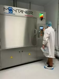Machine à laver les ustensiles