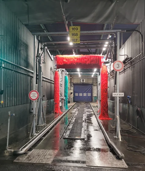 Bus washing tunnel built by Montanier for bus washing